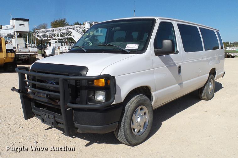 image for item DC2227 2011 Ford E350 Super Duty Extended van