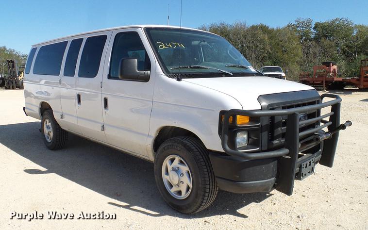 image for item DC2227 2011 Ford E350 Super Duty Extended van