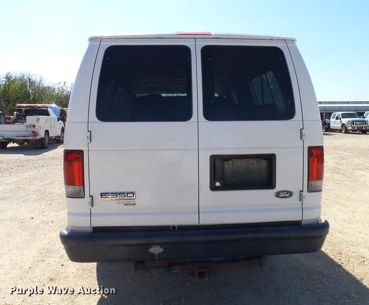 image for item DC2227 2011 Ford E350 Super Duty Extended van
