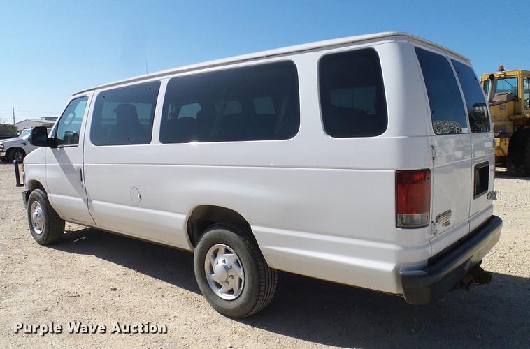 image for item DC2227 2011 Ford E350 Super Duty Extended van