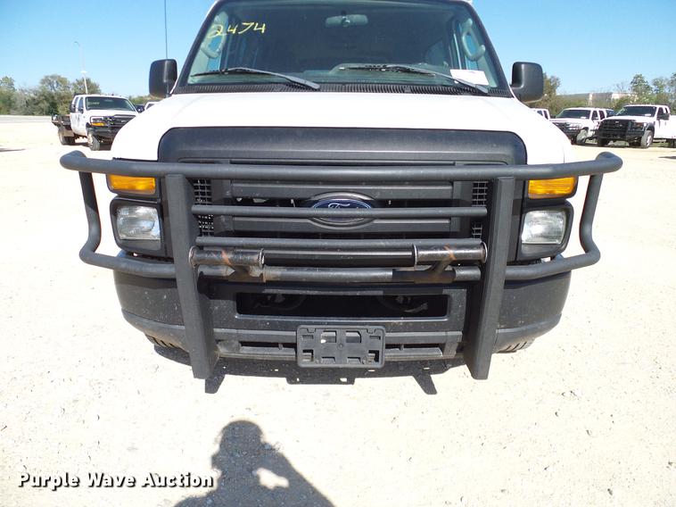 image for item DC2227 2011 Ford E350 Super Duty Extended van
