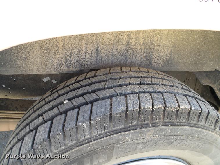 image for item DC2227 2011 Ford E350 Super Duty Extended van