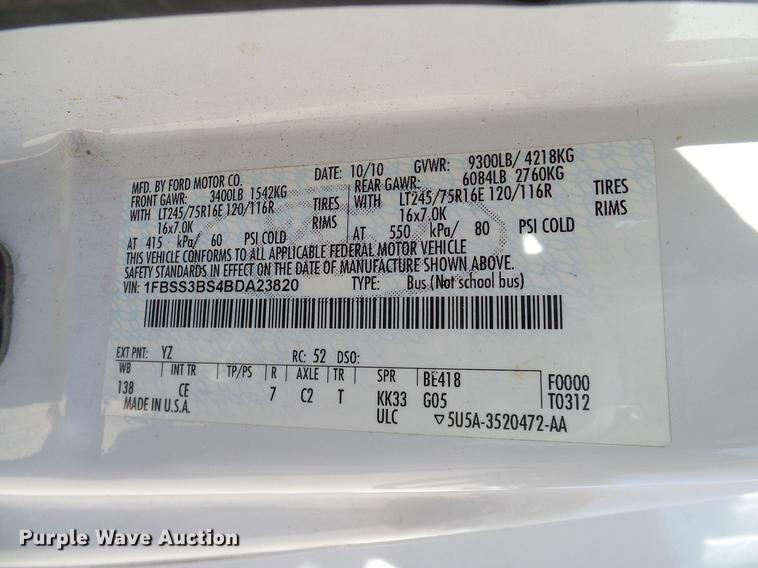 image for item DC2227 2011 Ford E350 Super Duty Extended van