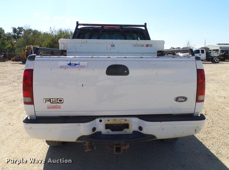 image for item DC2228 2003 Ford F150 SuperCab pickup truck