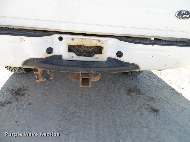 image for item DC2228 2003 Ford F150 SuperCab pickup truck