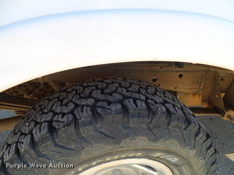 image for item DC2228 2003 Ford F150 SuperCab pickup truck