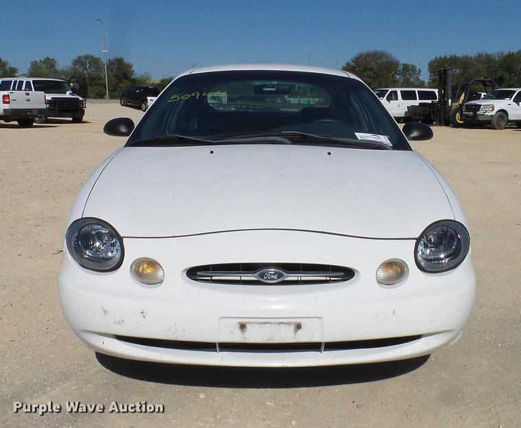 image for item DC2229 1999 Ford Taurus
