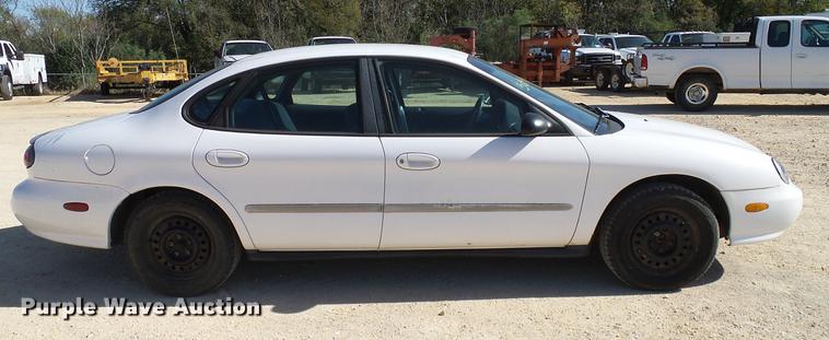 image for item DC2229 1999 Ford Taurus