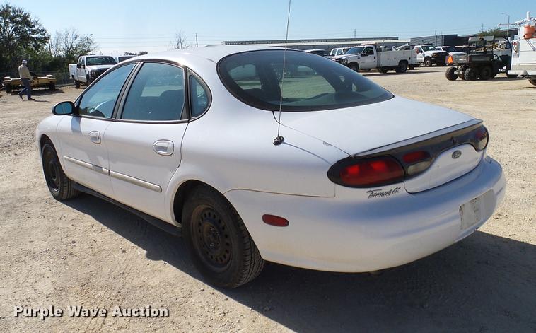 image for item DC2229 1999 Ford Taurus