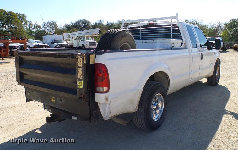 image for item DC2230 1999 Ford F350 Super Duty SuperCab pickup truck