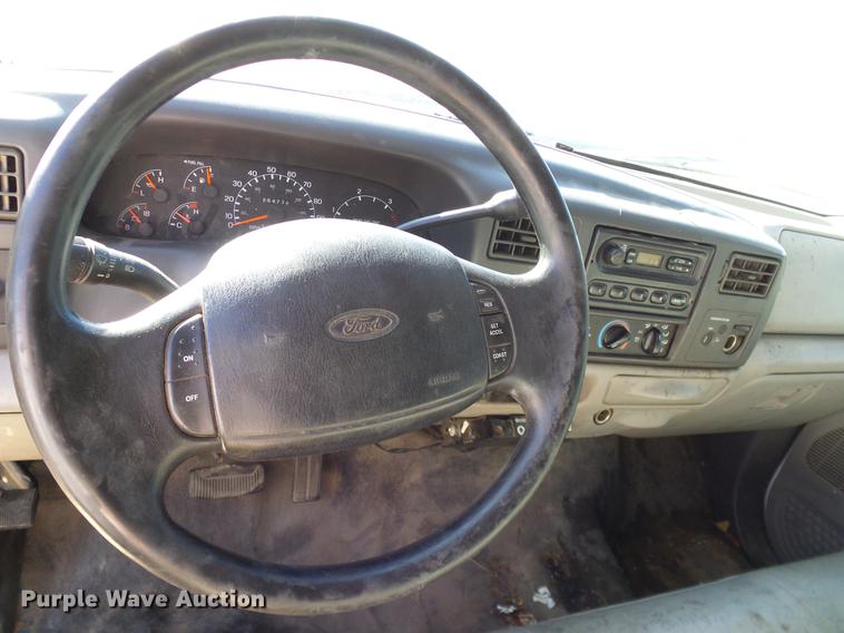 image for item DC2230 1999 Ford F350 Super Duty SuperCab pickup truck