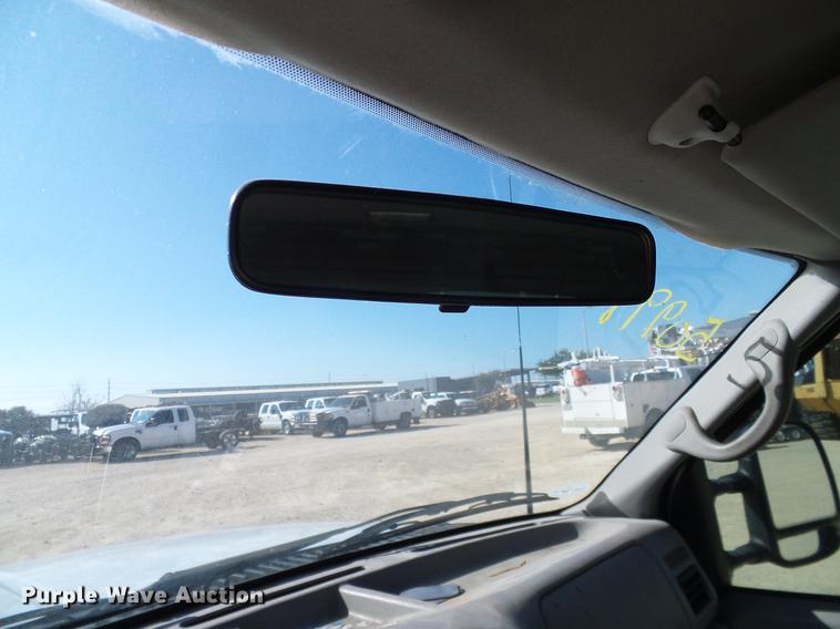 image for item DC2230 1999 Ford F350 Super Duty SuperCab pickup truck