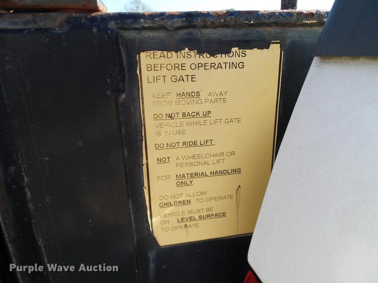 image for item DC2230 1999 Ford F350 Super Duty SuperCab pickup truck