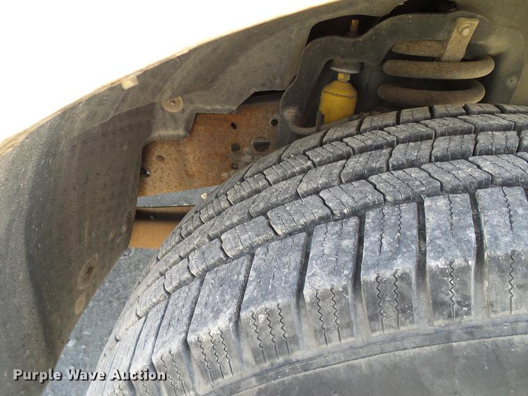 image for item DC2230 1999 Ford F350 Super Duty SuperCab pickup truck