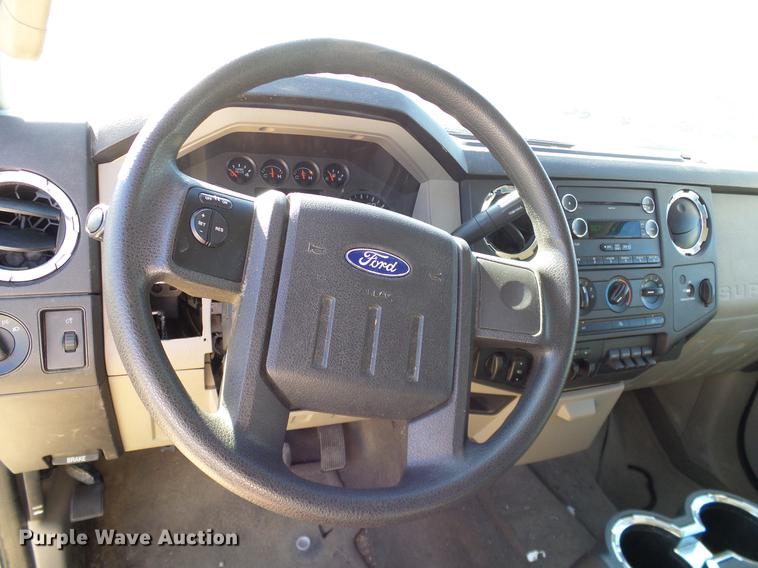 image for item DC2231 2010 Ford F350 Super Duty SuperCab pickup truck cab and chassis