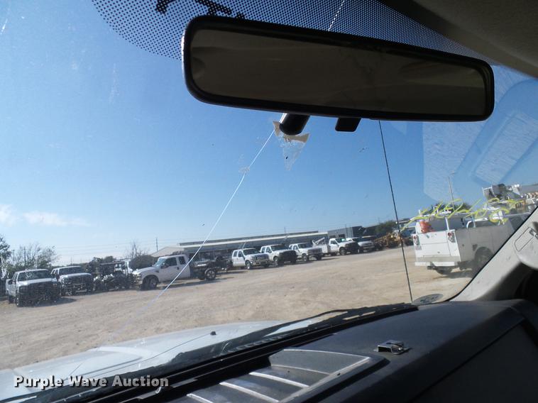 image for item DC2231 2010 Ford F350 Super Duty SuperCab pickup truck cab and chassis