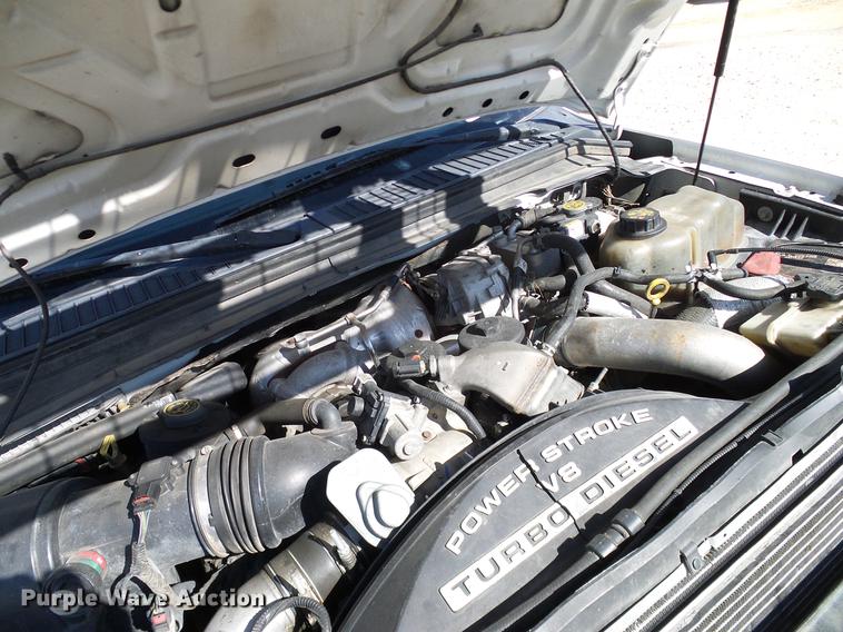 image for item DC2231 2010 Ford F350 Super Duty SuperCab pickup truck cab and chassis