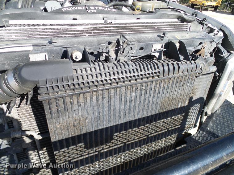 image for item DC2231 2010 Ford F350 Super Duty SuperCab pickup truck cab and chassis