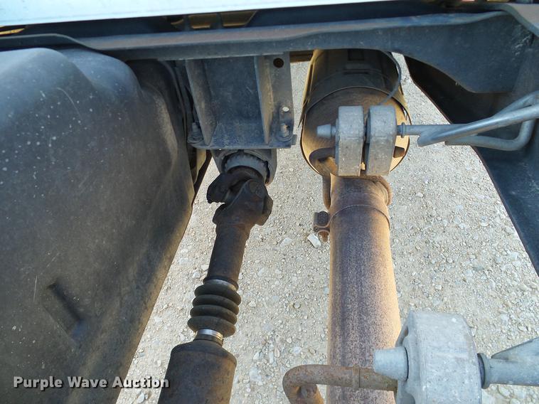 image for item DC2231 2010 Ford F350 Super Duty SuperCab pickup truck cab and chassis