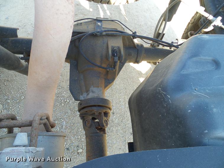 image for item DC2231 2010 Ford F350 Super Duty SuperCab pickup truck cab and chassis