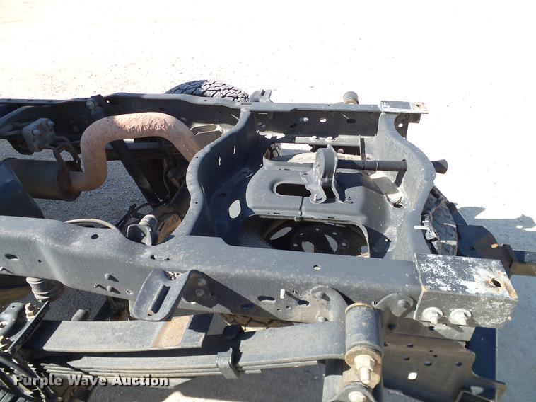 image for item DC2231 2010 Ford F350 Super Duty SuperCab pickup truck cab and chassis