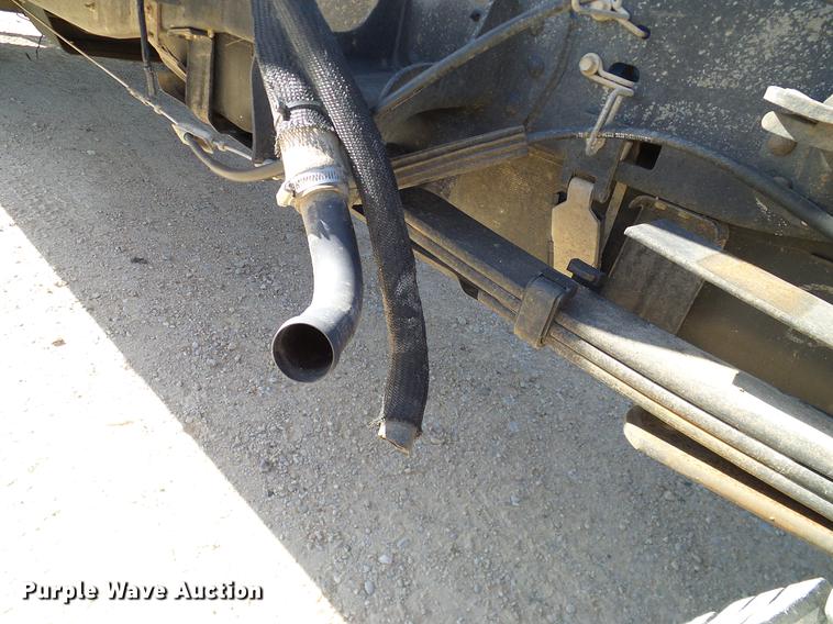 image for item DC2231 2010 Ford F350 Super Duty SuperCab pickup truck cab and chassis