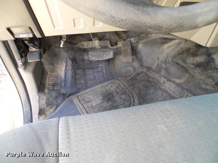 image for item DC2232 2010 Ford F350 Super Duty SuperCab pickup truck chassis