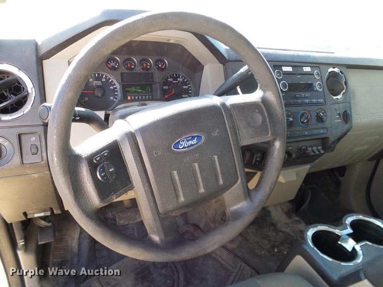 image for item DC2232 2010 Ford F350 Super Duty SuperCab pickup truck chassis