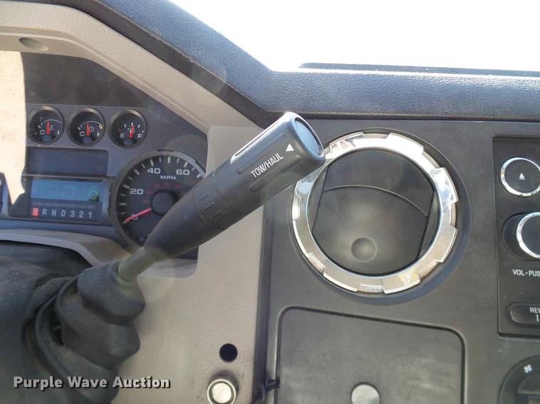 image for item DC2232 2010 Ford F350 Super Duty SuperCab pickup truck chassis