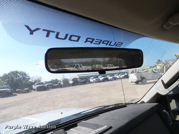 image for item DC2232 2010 Ford F350 Super Duty SuperCab pickup truck chassis