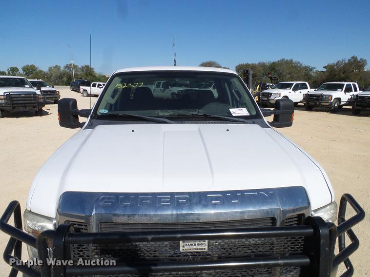 image for item DC2232 2010 Ford F350 Super Duty SuperCab pickup truck chassis