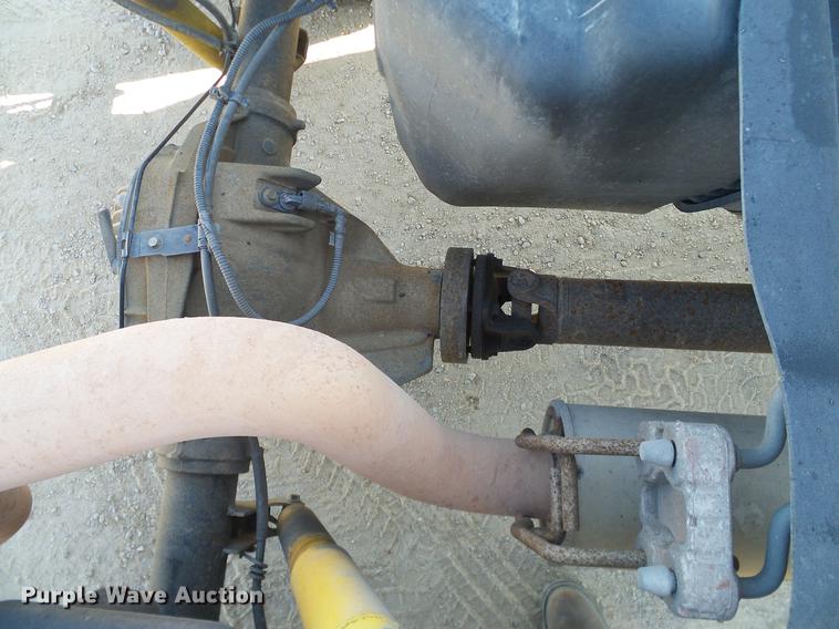 image for item DC2232 2010 Ford F350 Super Duty SuperCab pickup truck chassis