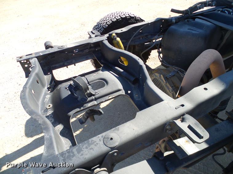 image for item DC2232 2010 Ford F350 Super Duty SuperCab pickup truck chassis
