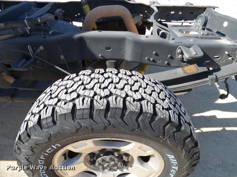 image for item DC2232 2010 Ford F350 Super Duty SuperCab pickup truck chassis