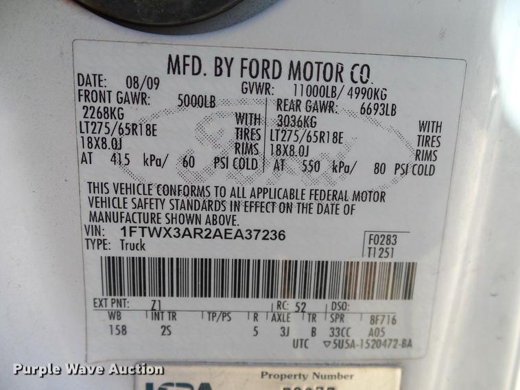 image for item DC2232 2010 Ford F350 Super Duty SuperCab pickup truck chassis