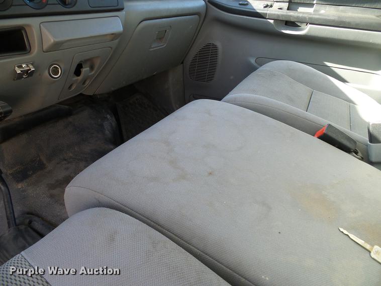 image for item DC2233 2005 Ford F350 Super Duty Crew Cab utility bed pickup truck