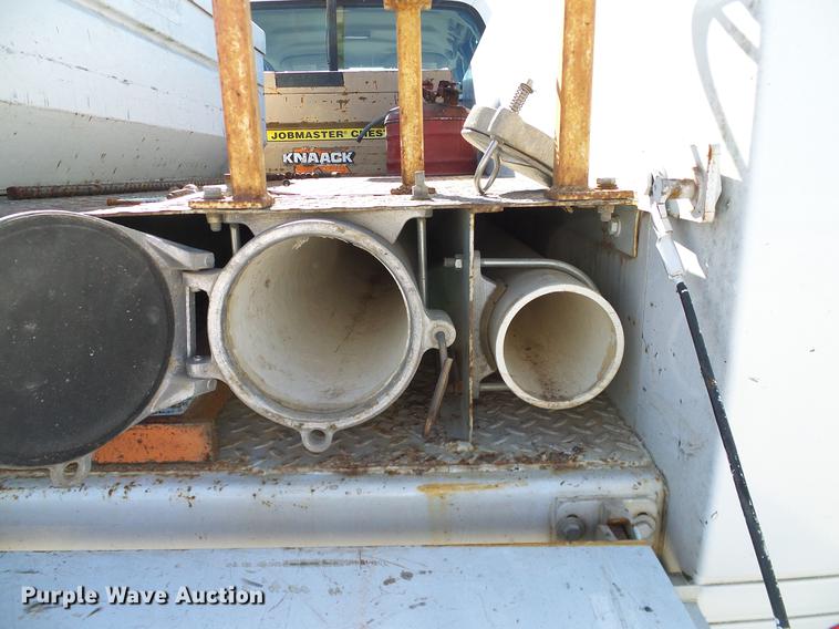 image for item DC2233 2005 Ford F350 Super Duty Crew Cab utility bed pickup truck