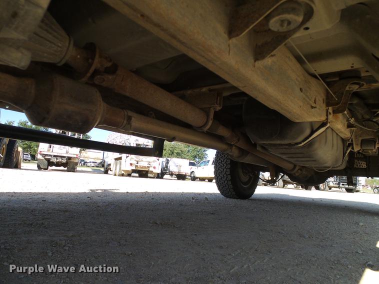 image for item DC2233 2005 Ford F350 Super Duty Crew Cab utility bed pickup truck