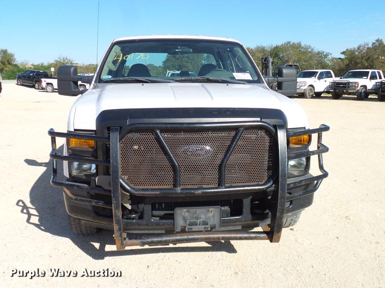 image for item DC2234 2008 Ford F250 Super Duty Crew Cab pickup truck
