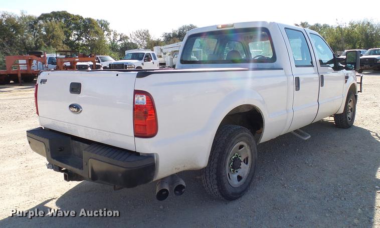 image for item DC2234 2008 Ford F250 Super Duty Crew Cab pickup truck