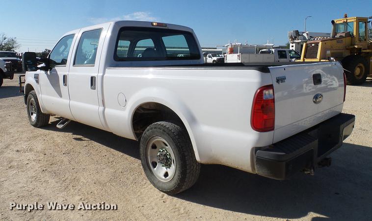 image for item DC2234 2008 Ford F250 Super Duty Crew Cab pickup truck