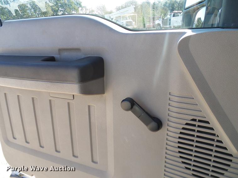 image for item DC2234 2008 Ford F250 Super Duty Crew Cab pickup truck