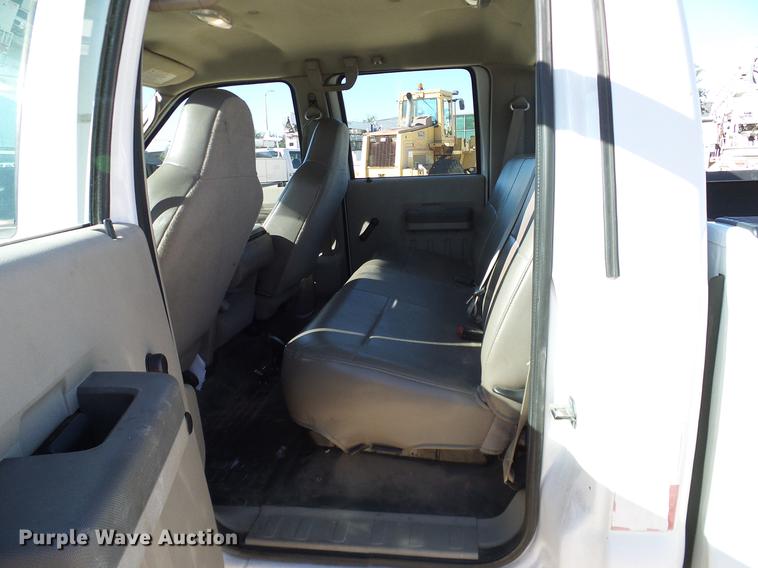 image for item DC2234 2008 Ford F250 Super Duty Crew Cab pickup truck