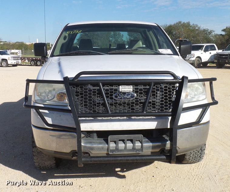 image for item DC2235 2004 Ford F150 SuperCab pickup truck