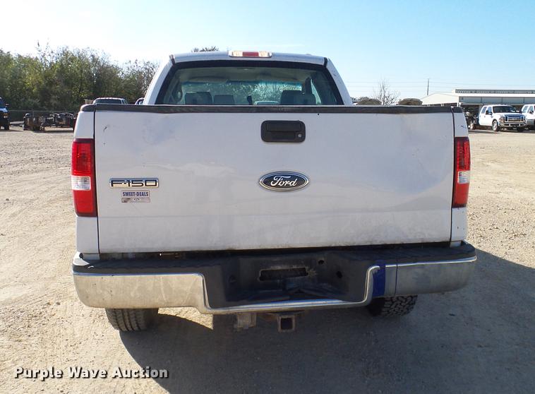 image for item DC2235 2004 Ford F150 SuperCab pickup truck