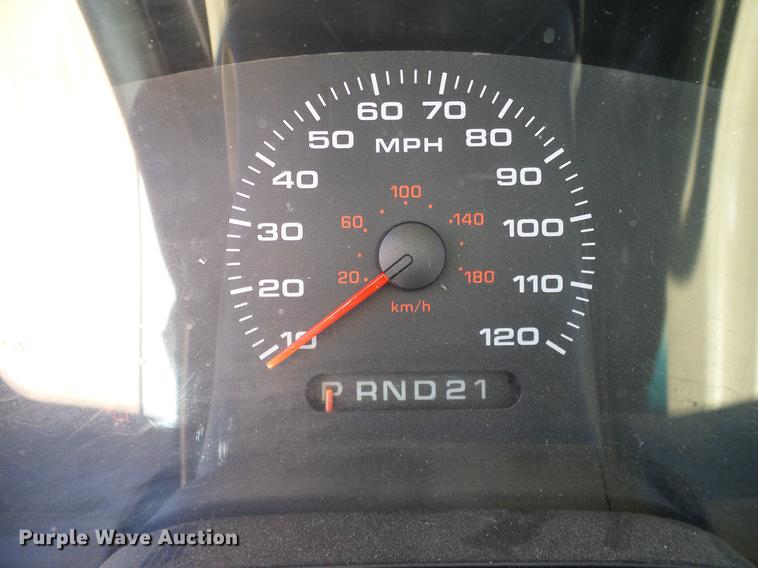 image for item DC2235 2004 Ford F150 SuperCab pickup truck