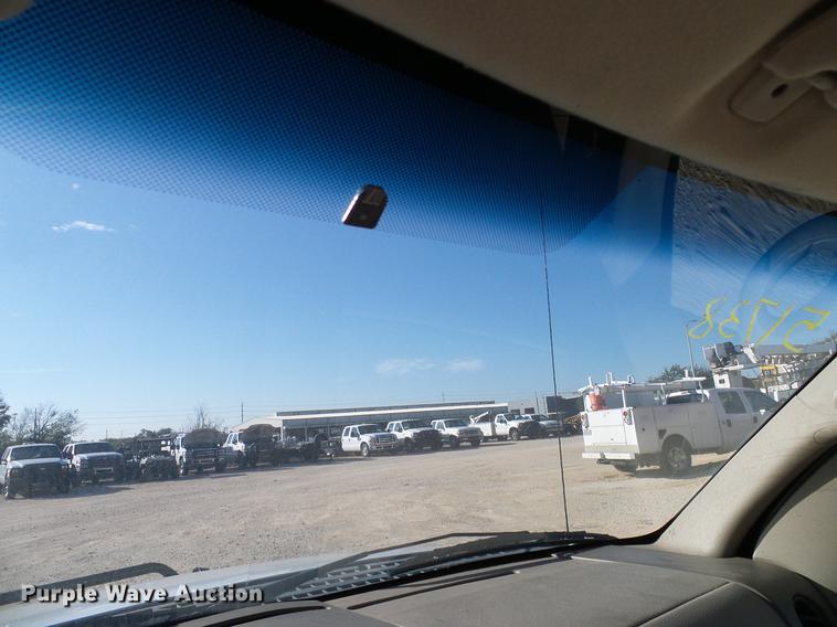 image for item DC2235 2004 Ford F150 SuperCab pickup truck