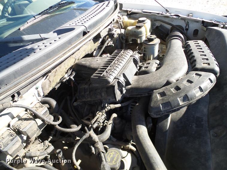 image for item DC2235 2004 Ford F150 SuperCab pickup truck