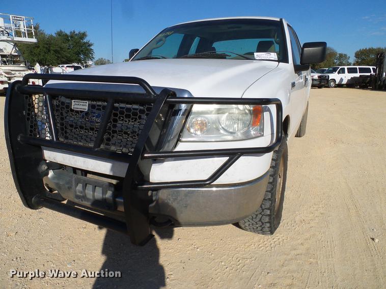 image for item DC2235 2004 Ford F150 SuperCab pickup truck