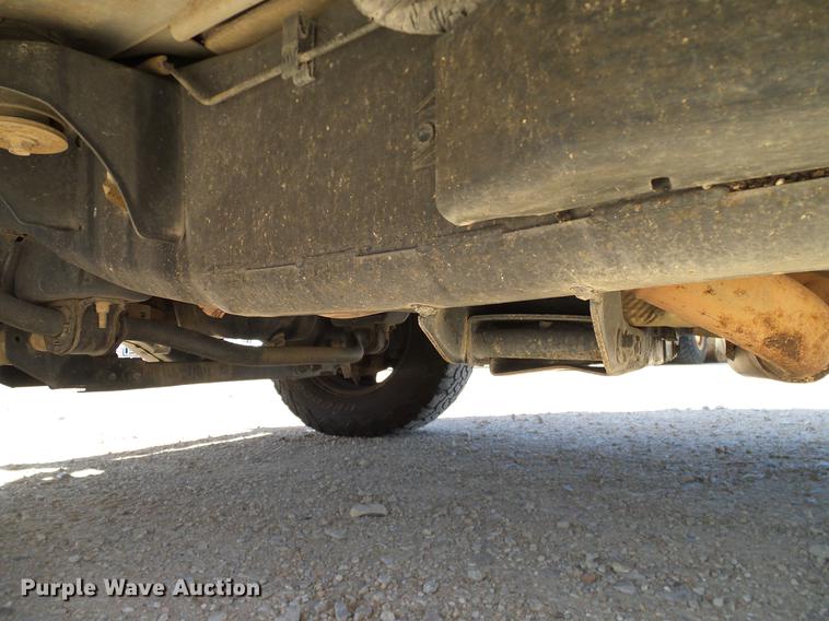 image for item DC2235 2004 Ford F150 SuperCab pickup truck